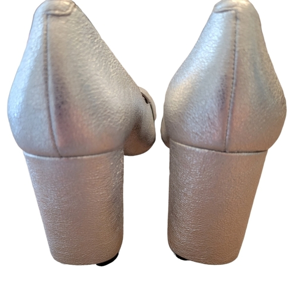 Coach Jade Pump Size 6 NWOB - Picture 4 of 8